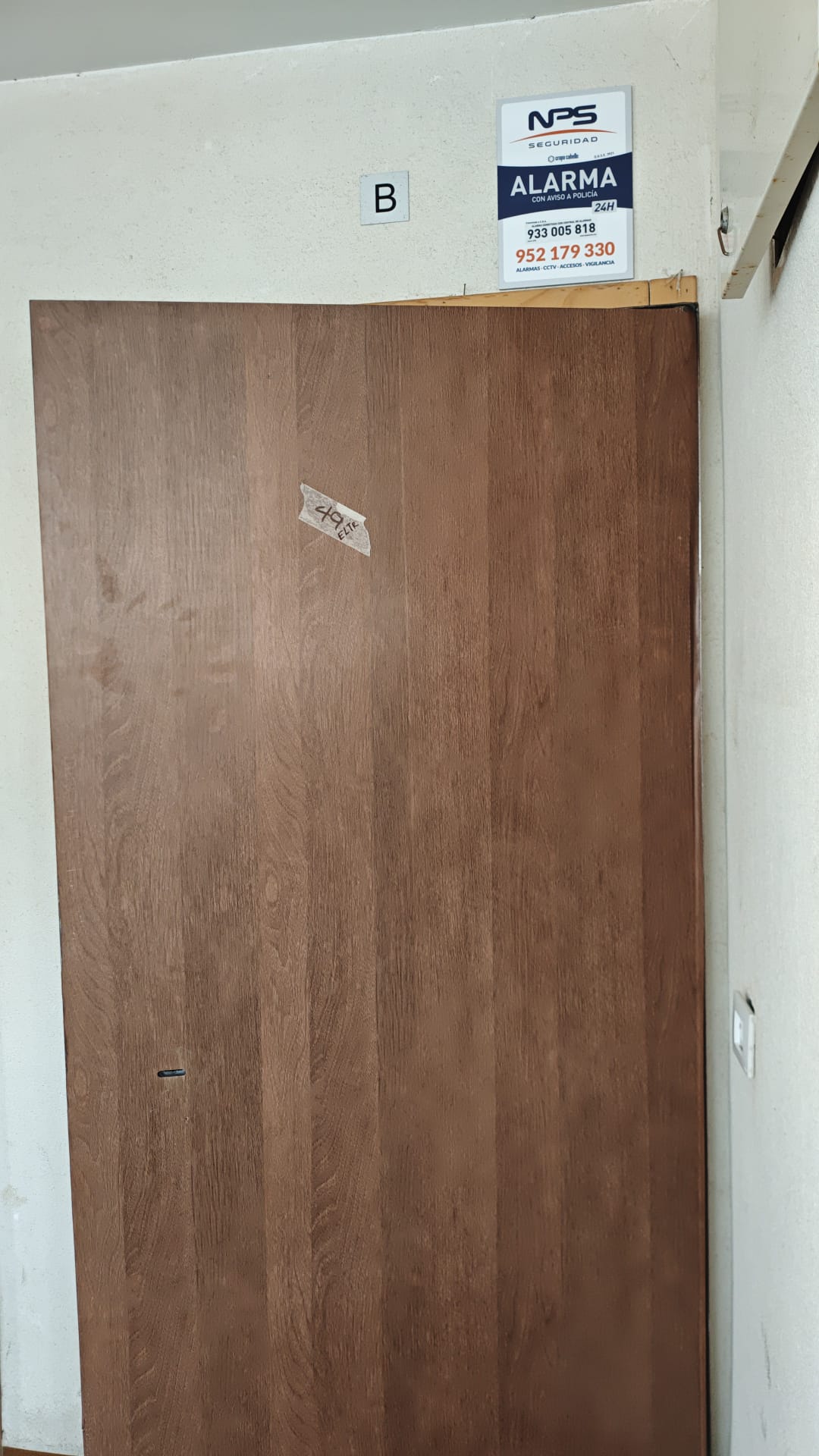 Colocación de puertas antiokupas para inmobiliarias